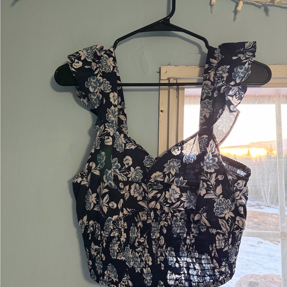 Floral Ruffle Sleeve Top - Black and White